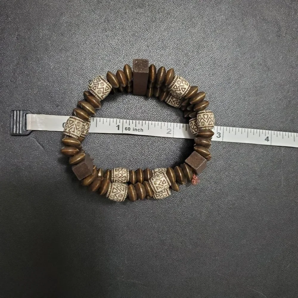 Brown and cream wood bead bracelet 7.25